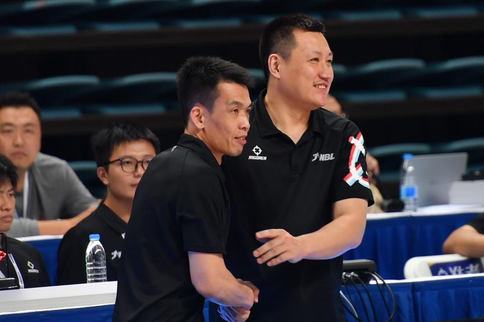 dOnUH, VC, 结束后庆祝
